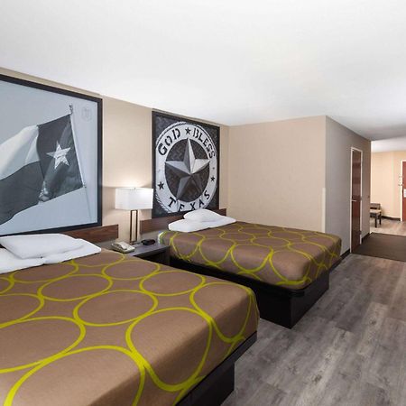 Super 8 By Wyndham Lubbock West Hotel Екстериор снимка