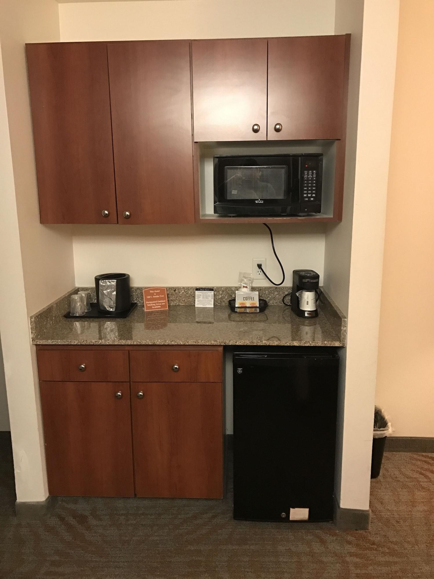Super 8 By Wyndham Lubbock West Hotel Екстериор снимка