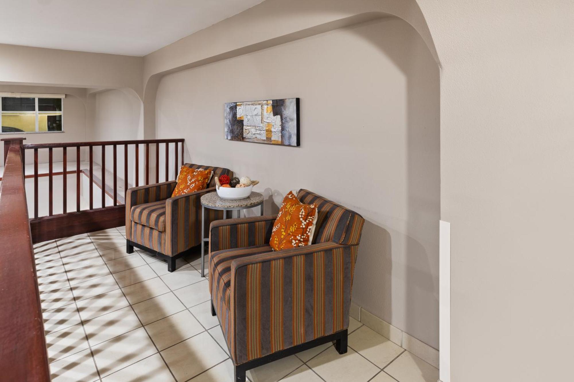 Super 8 By Wyndham Lubbock West Hotel Екстериор снимка