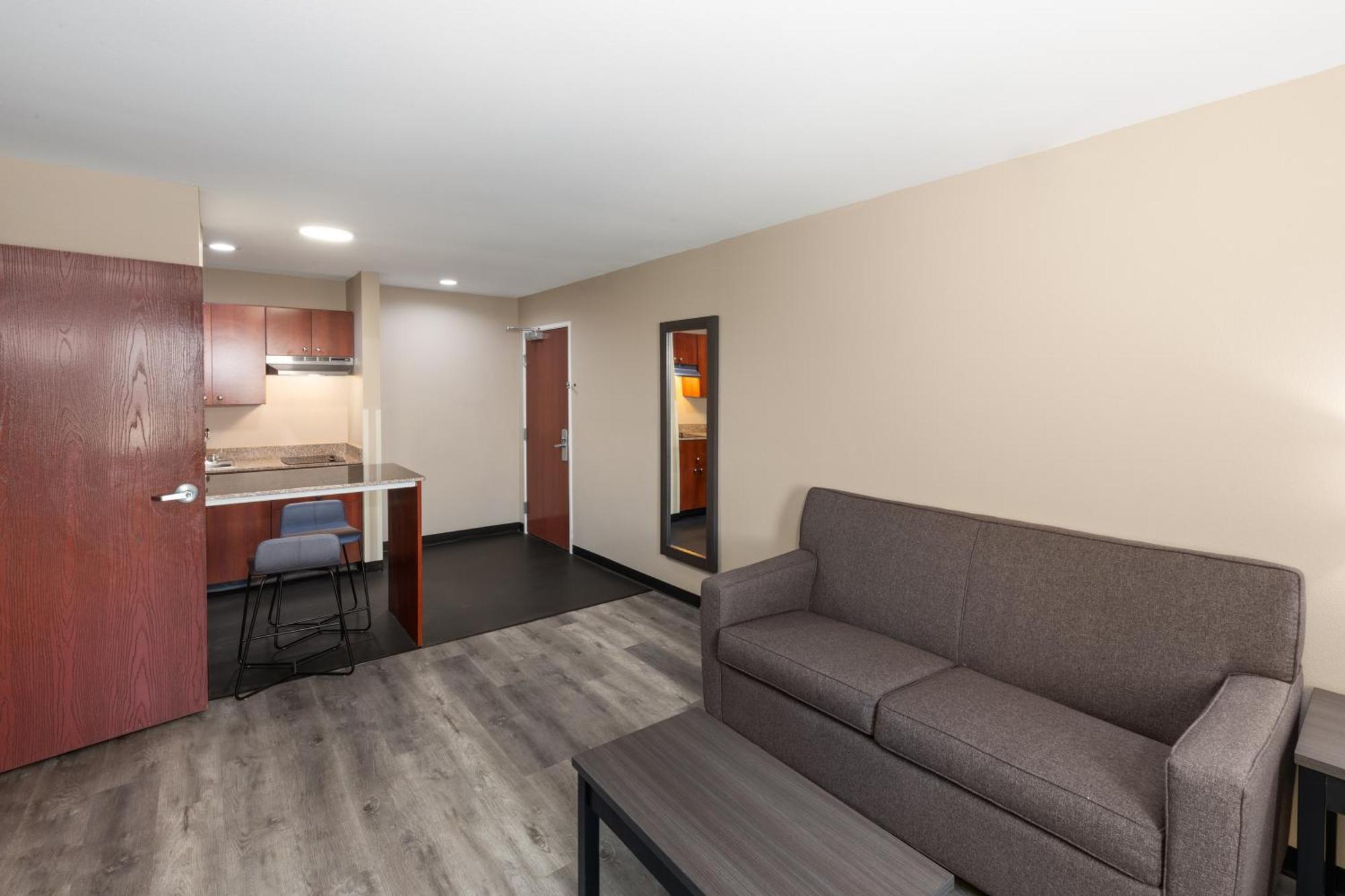 Super 8 By Wyndham Lubbock West Hotel Екстериор снимка
