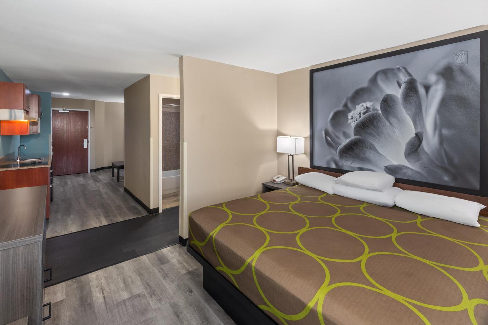 Super 8 By Wyndham Lubbock West Hotel Екстериор снимка