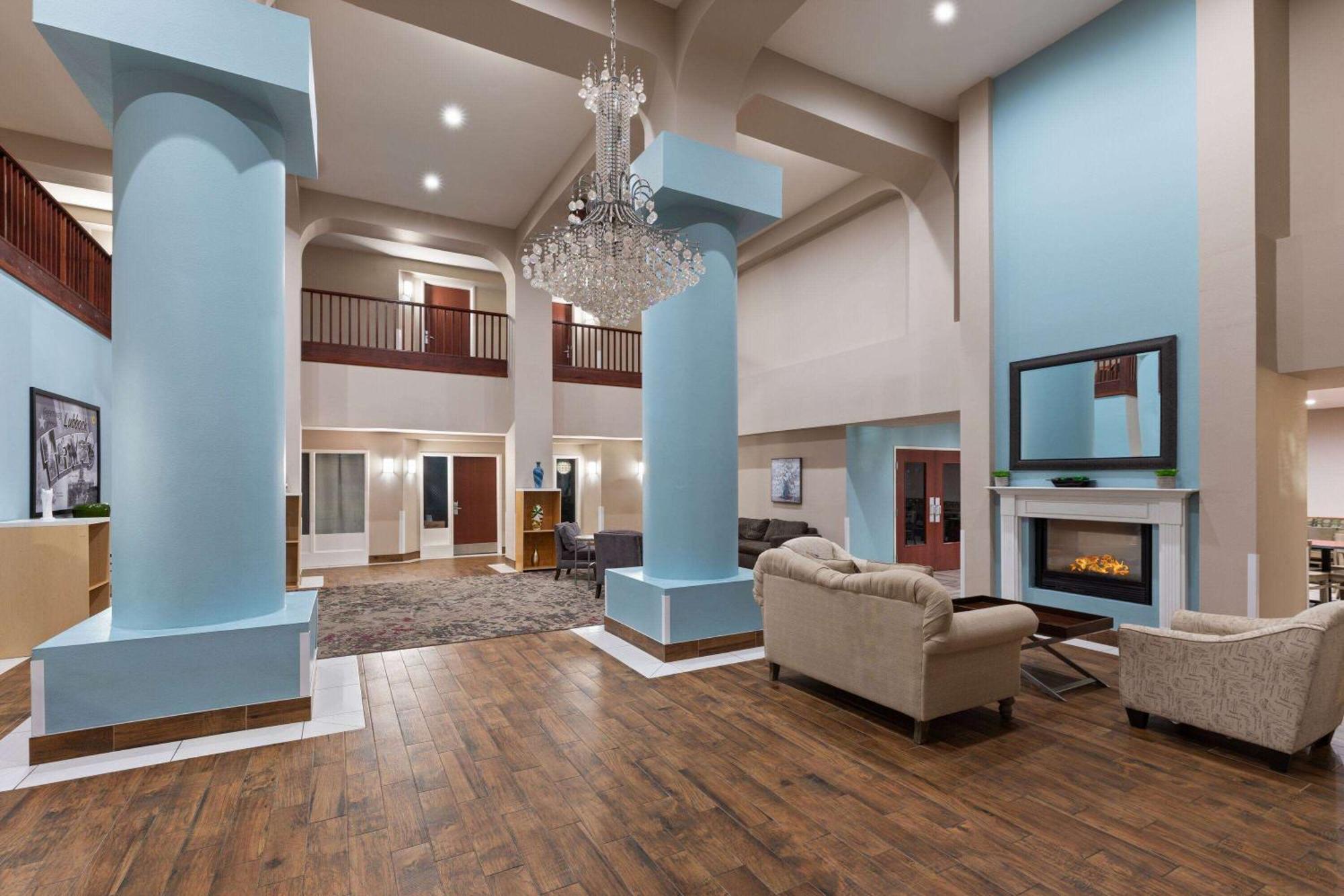 Super 8 By Wyndham Lubbock West Hotel Екстериор снимка
